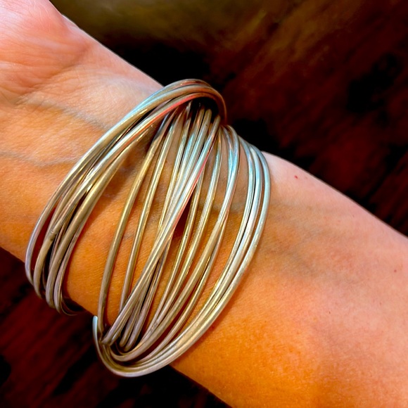 Silpada 21-Bangle Salute Vintage Luxury Bracelet used for display only. - Picture 5 of 5